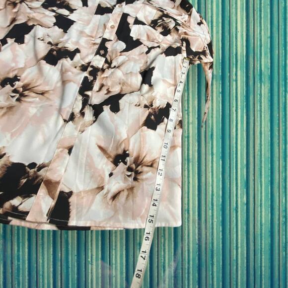 Calvin Klein Peach Black Floral Button Down Shirt Size 1X - Picture 4 of 9